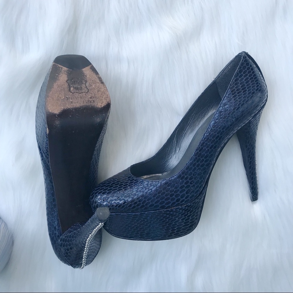 Stuart Weitzman Blue Snakeskin Studded Heels - Picture 7 of 8